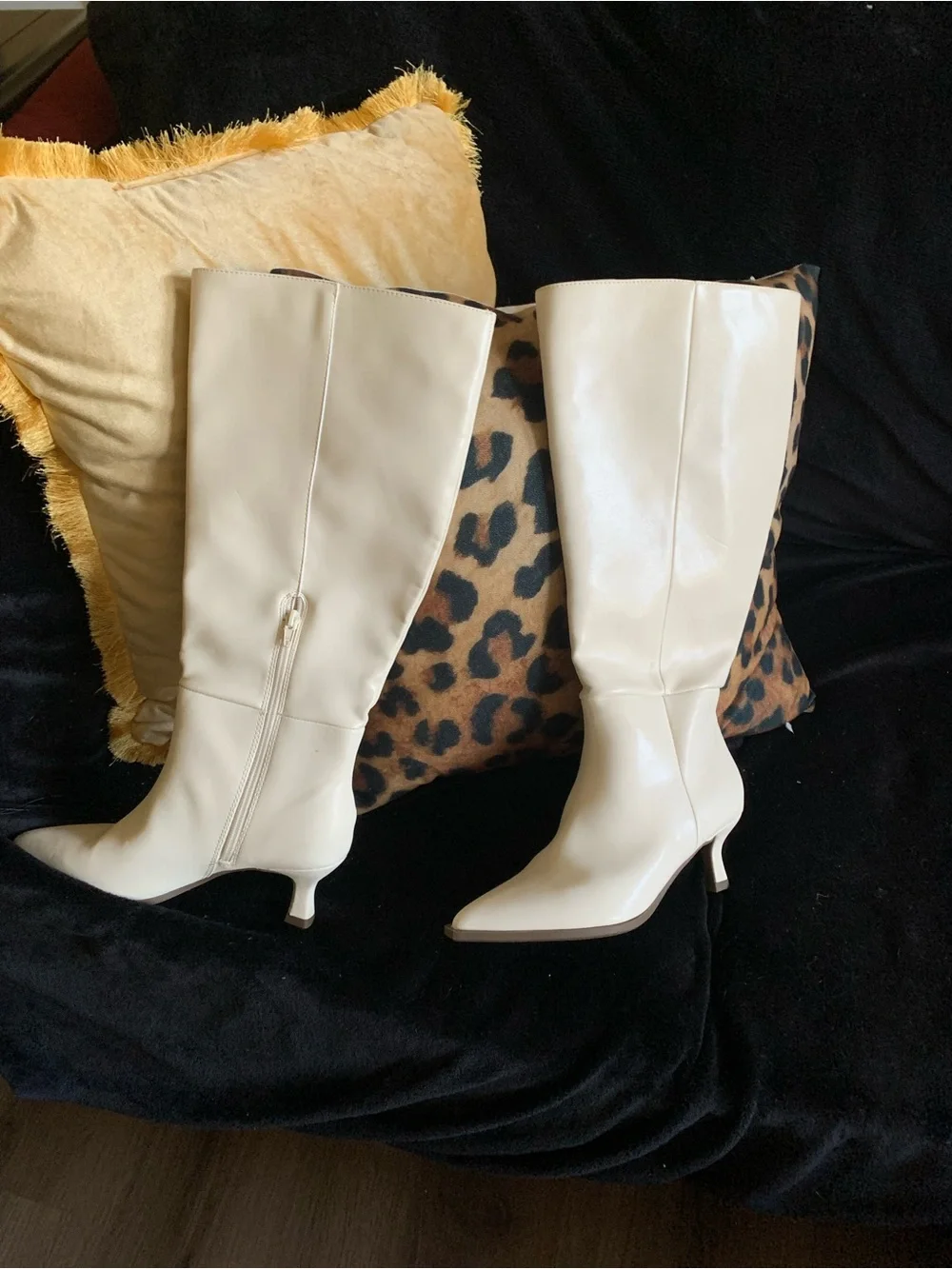 New Classic Cream Knee-High Heeled Boots with Kitten Heels
